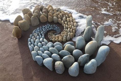 land art | Colossal