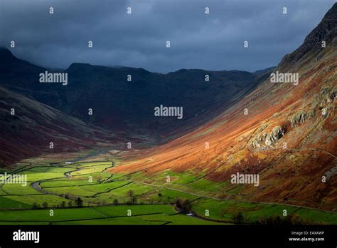 Langdale valley autumn hi-res stock photography and images - Alamy