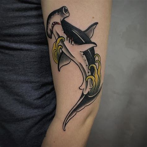 23 Shark Tattoo Ideas and Meanings - 2024 Guide