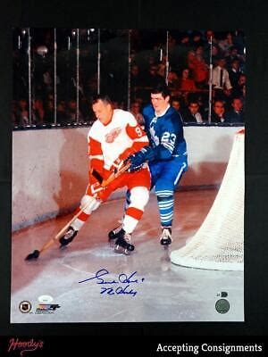 Gordie Howe Mr. Hockey Autograph Signed 16x20 Color Photo AUTO Red ...