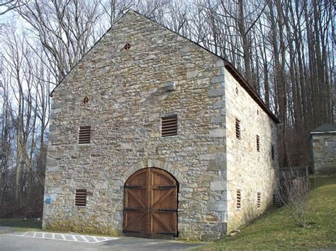 Beautiful Stone Barn | Stone barns, House styles, Country life