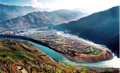 Travel Guide Neelum River Muzaffarabad - XciteFun.net