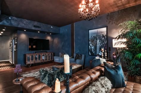 7 Ways To Incorporate Steampunk Interior Design In Your Home | Foyr