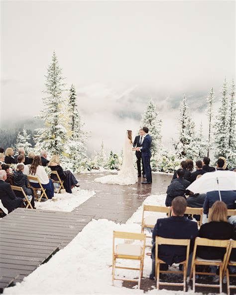 A Surprise Snowfall Wowed Guests at This Couple's Fall Wedding in Aspen ...