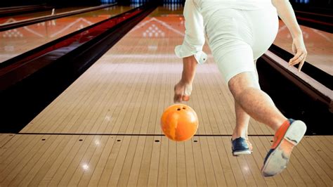 BOWLING Game Rules - How To BOWL