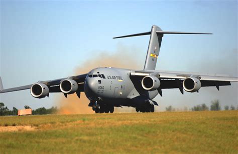 Fil:US Air Force C-17 Globemaster III aircraft.jpg - Wikipedia