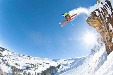 Unleash Your Inner Daredevil with Freestyle Skiing: Tips and Tricks for ...