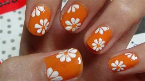 6 Flower Nail Art Designs | Best Nail Designs