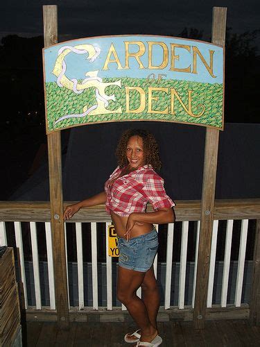 Melissa At The Garden Of Eden Key West