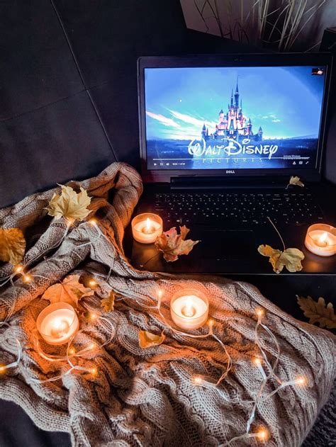 Cozy movie night | Disney movies to watch, Home movie date aesthetic ...