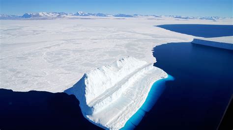 Climate change: Antarctic ice melting is accelerating