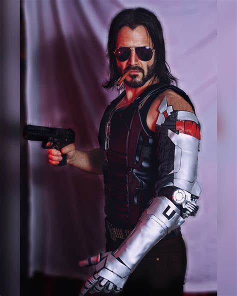 Cyberpunk 2077 Keanu Reeves | Cosplay | Know Your Meme