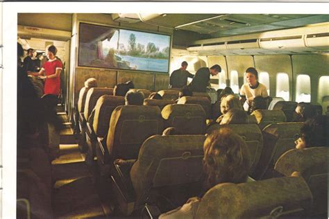 AIr Canada 747 | Boeing 747, Aircraft interiors, Boeing