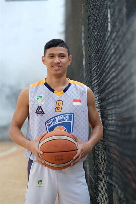 Biografi Atlet Basket Indonesia – Coretan