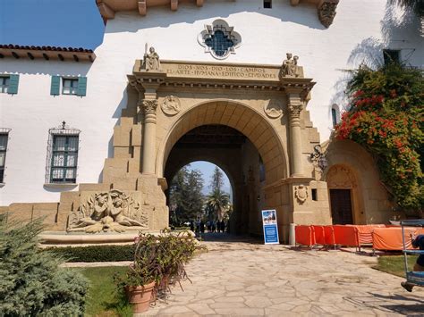 Santa Barbara County Courthouse Main Arch Cleaning