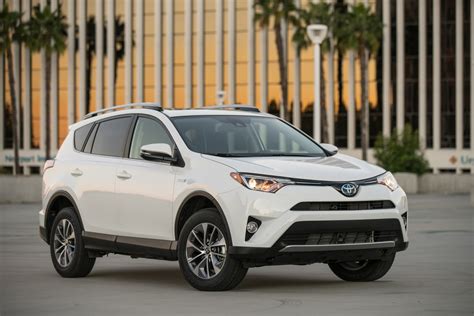 Game Changer: The 2016 Toyota RAV4 Hybrid