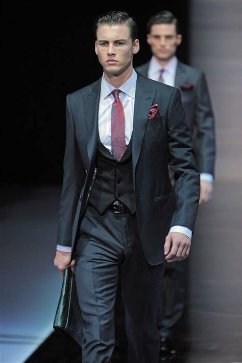 Giorgio Armani Men’s RTW Fall 2013 | Well dressed men, Armani men, Men ...