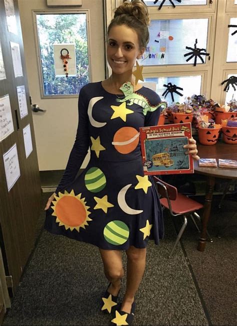 Ms Frizzle. Ms Frizzle Magic School Bus. Halloween costume. Magic ...