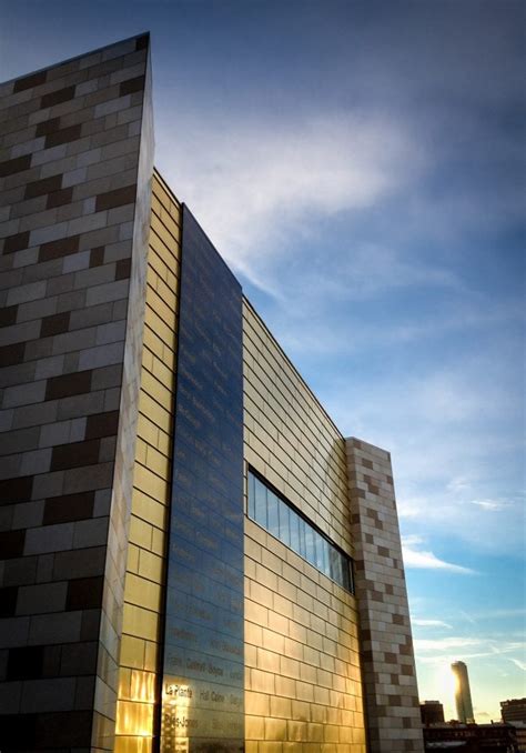 LIVERPOOL CENTRAL LIBRARY - Austin-Smith:Lord