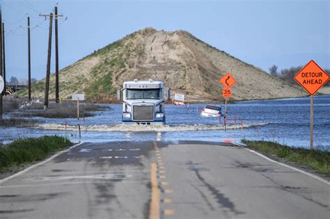 Flood Waters Forming Tulare Lake - Public Policy Institute of California