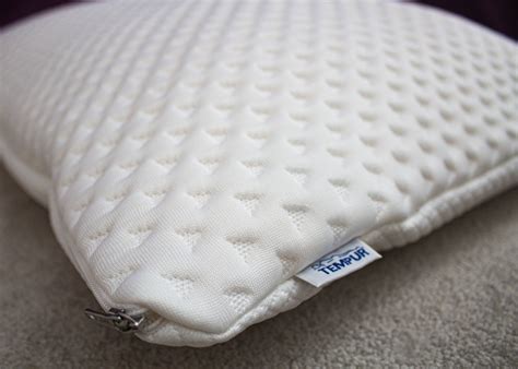 TEMPUR-pillow - Dad Blog UK