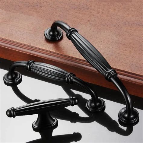 5Pcs Black Handles And Knobs With Continental Handles And Knobs Space ...