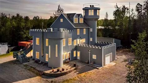 Hear Ye, Hear Ye: Alaska Castle for $649K Quickly Finds a Buyer