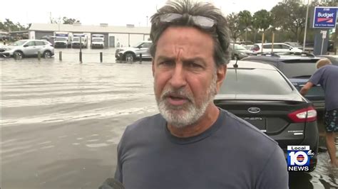 Naples residents report 'devastating' flood damage - YouTube