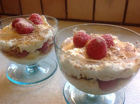 Scottish Cranachan recipe | Ladies What Travel