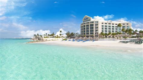 Sandals Royal Bahamian Resort & Spa - Adults only (Nassau ...