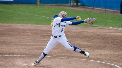 Hofstra softball regroups after rough start - Newsday