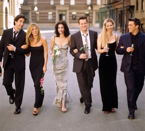 How 'Friends' Fashion Defined '90s Style: A Retrospective of All Those ...