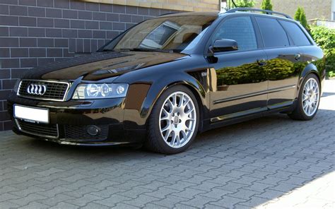 Audi A4 B6 Avant - amazing photo gallery, some information and ...