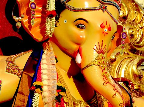 Mumbai Ganpati Festival Tours - Ganesh Chaturthi Visarjan Tour