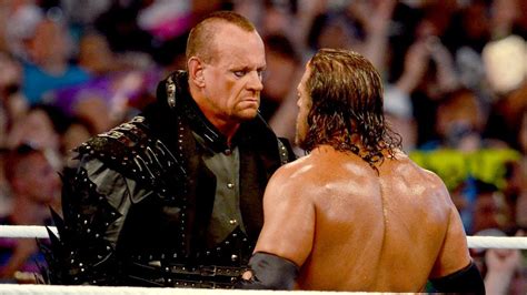 Triple H Vs The Undertaker