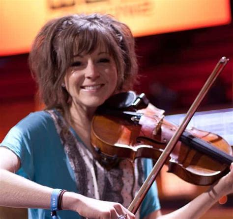 Famous Female Violinists | List of Top Female Violinists