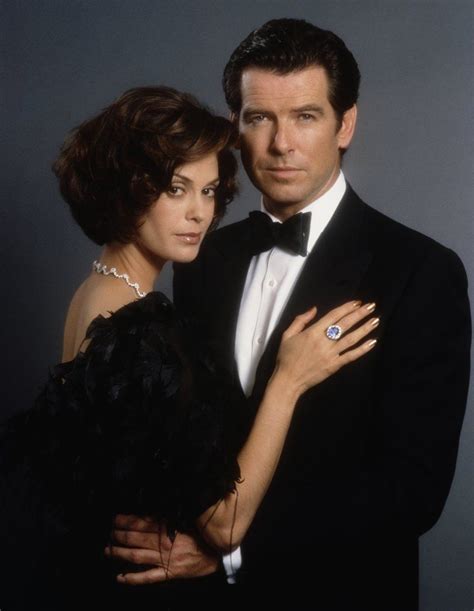 Pictures & Photos of Teri Hatcher | James bond movies, Bond girls ...