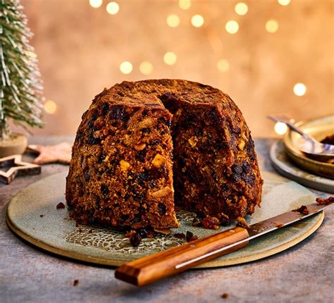 Gluten-free Christmas pudding recipe | BBC Good Food