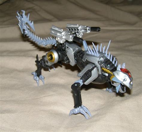 Transformers RAVAGE robot cat movie monster Decepticon figure