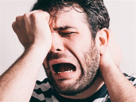 Funny Ways To Make Men Cry! - Boldsky.com