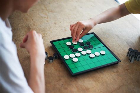 How to Play Reversi (and Win): Basic Gameplay & Strategies | LoveToKnow