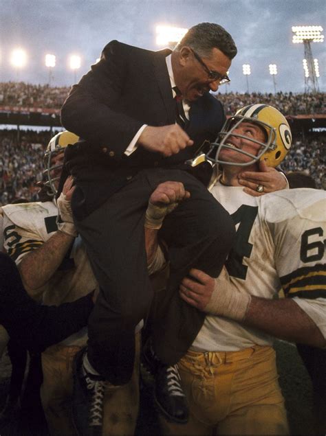 Vince Lombardi | Neil Leifer | Green bay packers, Green bay packers ...