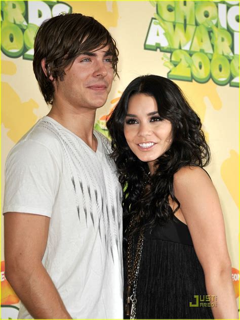 Vanessa Hudgens & Zac Efron - KCA Couple: Photo 1818721 | Kids Choice ...