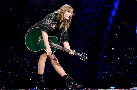 Taylor Swift’s Reputation Stadium Tour Breaks Record for Highest ...