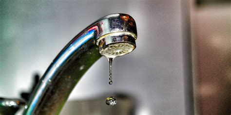 How to Fix a Leaky Faucet in 5 Easy Steps - How to Fix Your Leaking Faucet