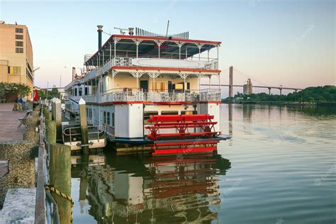 Premium Photo | Historic district waterfront of savannah georgia usa at ...