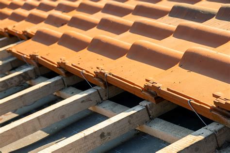 Why Clay Roof Tiles Last Long And Are Ideal For Home Construction In ...