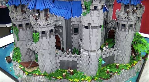 Epic LEGO Hyrule Castle from Legend of Zelda: Twilight Princess ...