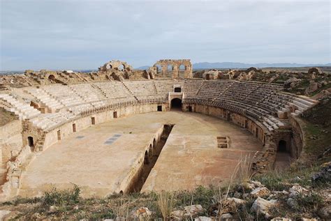 10 Most Incredible Roman Amphitheaters – Touropia Travel