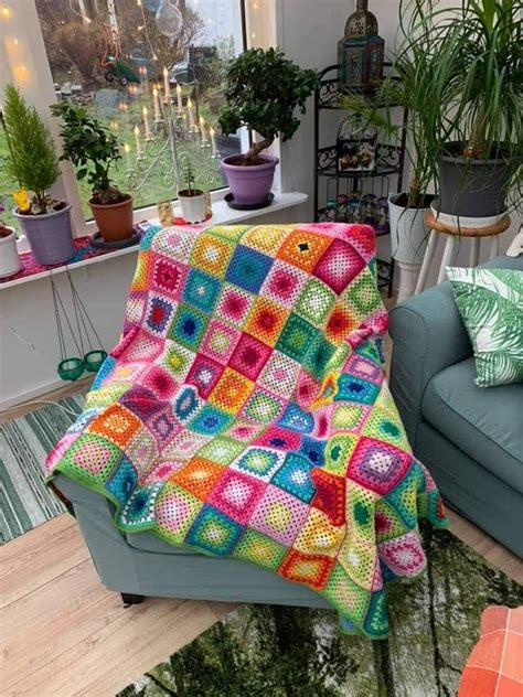 Beautiful Crochet Sofa Covers Patterns 2022 Free Pattern Manta Crochet ...